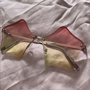 Star shaped sunnies